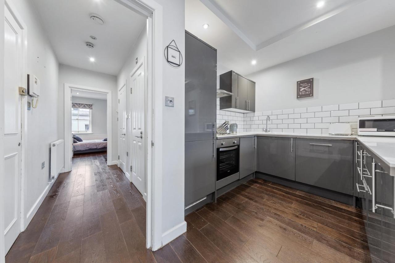 Ferienwohnung Majestic 4 At Reganway Rw4 London Exterior foto